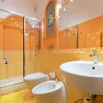 Cappuccini Spacious 3br Family Apartment, Fast Tram * פירנצה