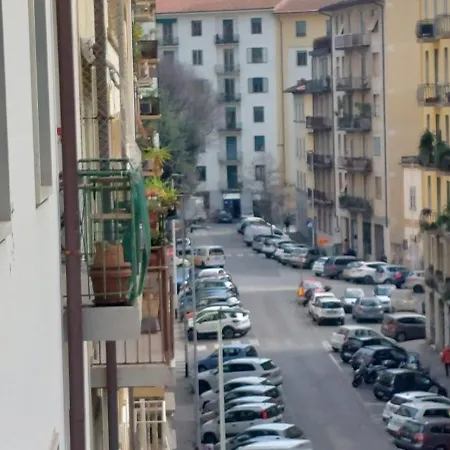 Cappuccini Family & Group 3 Bedrooms Jacuzzi Fast Wi-fi Air Conditioned Tram * Флоренция